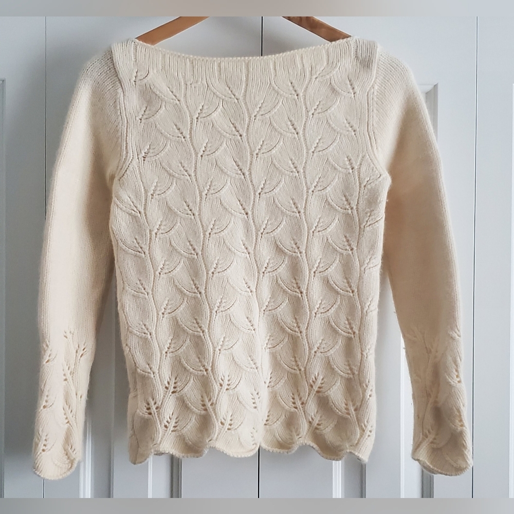 Ann Taylor Cream Lambswool Angora Rabbit Hair Pointelle Scalloped Knit Sweater S